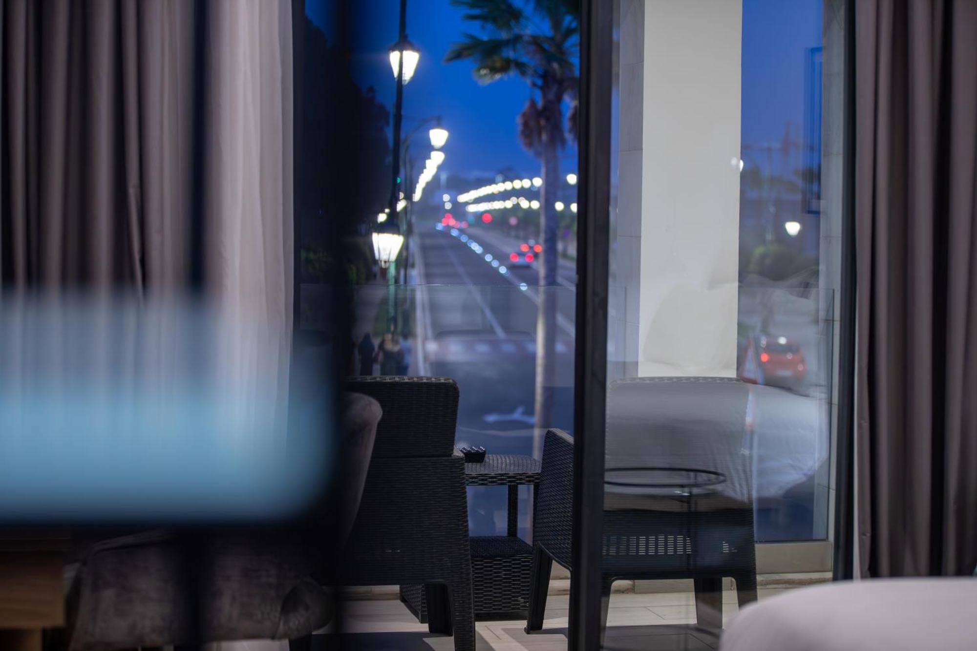 Dominium Palace 아가디르 외부 사진 A view of the city from a hotel room